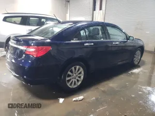 2014 Chrysler 200 Limited z VIN 1C3CCBCG1EN183643, wystawiony jako Copart lot #89395065 z przebiegiem 87 625 mil mil oraz Szkody całkowita. Historia ofert i sprzedaży dostępna na DreamBid. Obrazek 3.