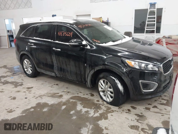 2018 Kia Sorento LX with VIN 5XYPG4A32JG383316, listed as a IAAI auction lot 41578609 with 1 mi miles. Bid and sale history available at carsss.com. Image 1.