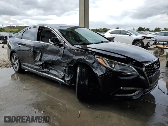 2017 Hyundai Sonata Limited with VIN KMHE34L3XHA075915, listed as a Copart auction lot 42370454 with 57,669 mi miles and . Bid and sale history available at DreamBid. Image 4.
