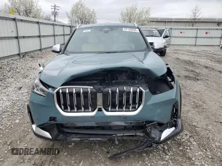 2023 BMW X1 xDrive28i z VIN WBX73EF08P5Y22376, wystawiony jako Copart lot #51129255 z przebiegiem 3601 mil mil oraz Szkody całkowita. Historia ofert i sprzedaży dostępna na DreamBid. Obrazek 5.