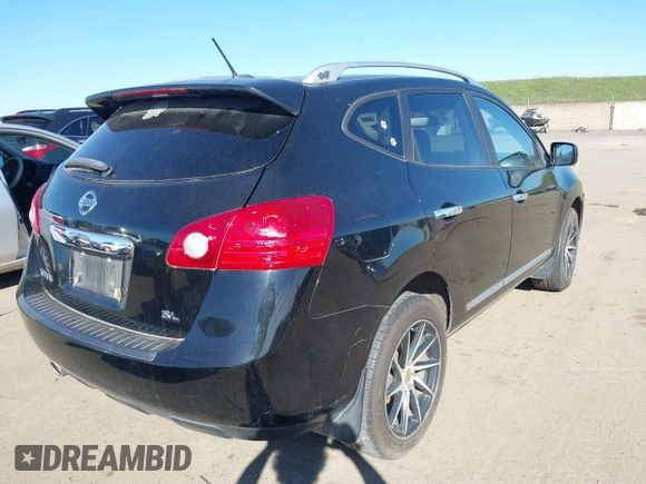 2012 Nissan Rogue S with VIN JN8AS5MTXCW281231, listed as a IAAI auction lot 41685828 with 123,177 mi miles. Bid and sale history available at carsss.com. Image 4.