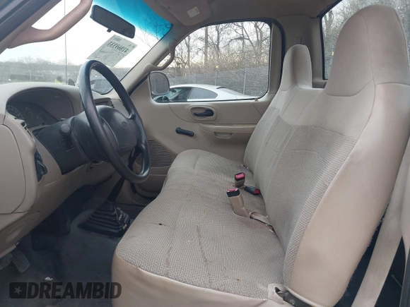 2000 Ford F-150 XL with VIN 1FTZF1722YNA35916, listed as a IAAI auction lot 41869333 with 143,105 mi miles and . Bid and sale history available at DreamBid. Image 8.