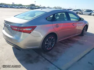 2016 Toyota Avalon Limited with VIN 4T1BK1EB7GU225453, listed as a IAAI auction lot 40929723 with 193,954 mi miles. Bid and sale history available at carsss.com. Image 4.