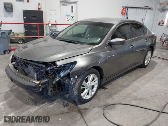 2014 Nissan Altima 2.5 S with VIN 1N4AL3APXEC113281, listed as a IAAI auction lot 41137374 with 124,357 mi miles. Bid and sale history available at carsss.com. Image 2.