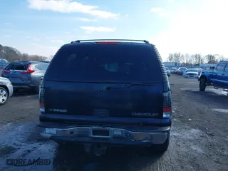 2002 Chevrolet Tahoe LT with VIN 1GNEC13Z02R203361, listed as a IAAI auction lot 41580885 with 349,050 mi miles. Bid and sale history available at carsss.com. Image 16.