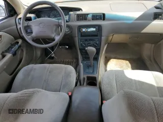1999 Toyota Camry LE z VIN 4T1BG22KXXU531798, wystawiony jako Copart lot #50107905 z przebiegiem Nie podano mil oraz Szkoda całkowita • Salvage title. Historia ofert i sprzedaży dostępna na DreamBid. Obrazek 8.