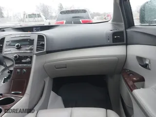 2009 Toyota Venza with VIN 4T3ZK11A69U010829, listed as a IAAI auction lot 41833610 with 194,791 mi miles. Bid and sale history available at carsss.com. Image 5.