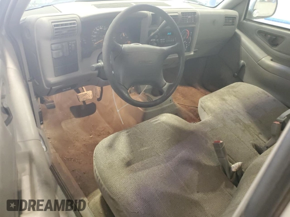 1997 GMC Sonoma with VIN 1GTCT14X2VK514199, listed as a Copart auction lot 47476735 with 136,443 mi miles and Salvage Title. Bid and sale history available at carsss.com. Image 8.
