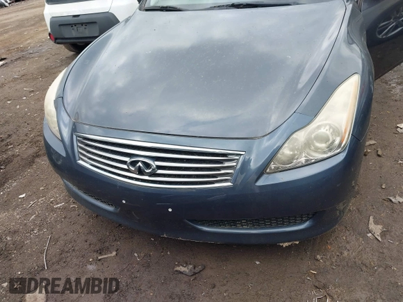 2010 Infiniti G37 Coupe x with VIN JN1CV6EL9AM151002, listed as a IAAI auction lot 42035688 with 209,757 mi miles. Bid and sale history available at carsss.com. Image 6.