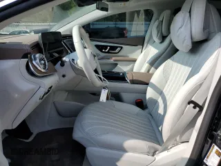 2022 Mercedes-Benz EQS 450+ z VIN W1KCG2DB5NA017920, wystawiony jako Copart lot #56680985 z przebiegiem 28 276 mil mil oraz Szkody całkowita. Historia ofert i sprzedaży dostępna na DreamBid. Obrazek 7.