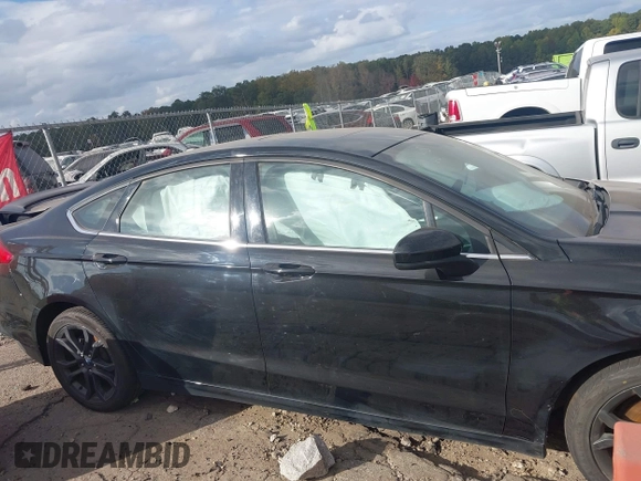 2018 Ford Fusion SE with VIN 3FA6P0H72JR106738, listed as a IAAI auction lot 40715655 with 144,801 mi miles. Bid and sale history available at carsss.com. Image 13.