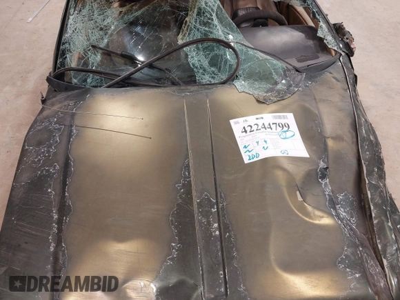 1997 Jeep Grand Cherokee Laredo z VIN 1J4GZ58YXVC729117, wystawiony jako IAAI lot #42244799 z przebiegiem Nie podano mil oraz . Historia ofert i sprzedaży dostępna na DreamBid. Obrazek 10.