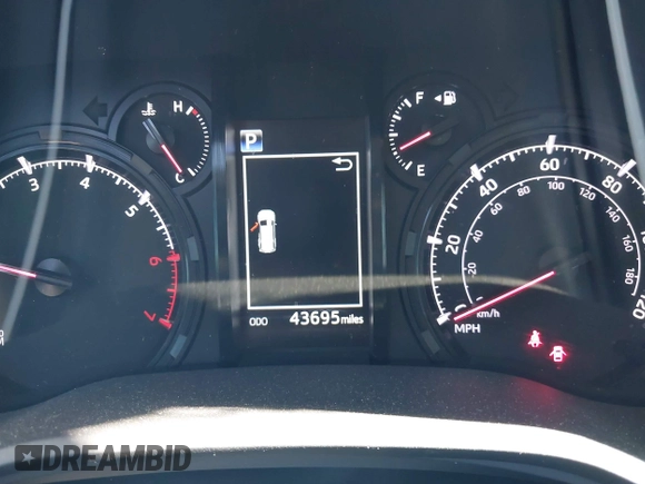 2021 Toyota 4Runner SR5 with VIN JTEEU5JR7M5242390, listed as a IAAI auction lot 42241384 with 43,695 mi miles and . Bid and sale history available at DreamBid. Image 7.