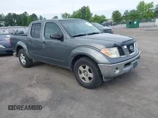 2006 Nissan Frontier SE z VIN 1N6AD07U86C423270, wystawiony jako IAAI lot #42206405 z przebiegiem 149 222 mil mil oraz . Historia ofert i sprzedaży dostępna na DreamBid. Obrazek 1.