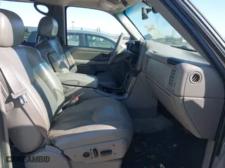2004 GMC Yukon XL Denali with VIN 1GKFK66U64J214013, listed as a IAAI auction lot 42075928 with 277,194 mi miles. Bid and sale history available at carsss.com. Image 5.