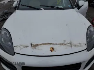 2019 Porsche Cayenne z VIN WP1AA2AY0KDA15514, wystawiony jako Copart lot #41325083 z przebiegiem Nie podano mil oraz . Historia ofert i sprzedaży dostępna na DreamBid. Obrazek 12.