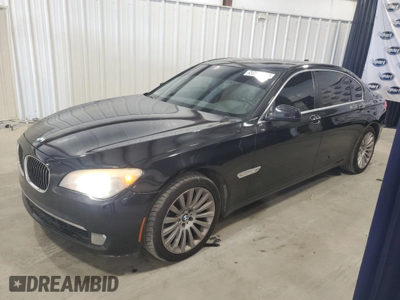 2012 BMW 7 Series 750Li xDrive z VIN WBAKC8C50CC435624, wystawiony jako Copart lot #56664315 z przebiegiem 94 100 mil mil oraz Czysty tytuł • Clean title. Historia ofert i sprzedaży dostępna na DreamBid. Obrazek 1.
