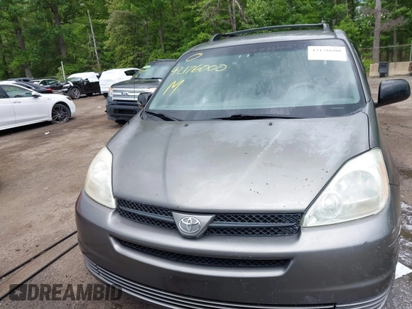 2004 Toyota Sienna CE with VIN 5TDZA23C84S000367, listed as a IAAI auction lot 42176600 with 182,817 mi miles and . Bid and sale history available at DreamBid. Image 12.