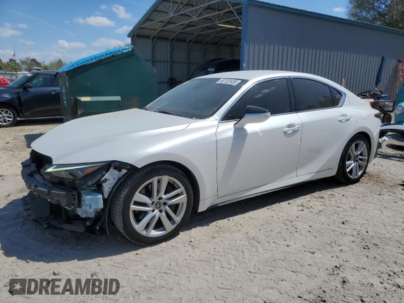 2021 Lexus IS 300 z VIN JTHAA1D21M5114728, wystawiony jako Copart lot #50702935 z przebiegiem 9 696 mil mil oraz Szkoda całkowita • Salvage title. Historia ofert i sprzedaży dostępna na DreamBid. Obrazek 1.