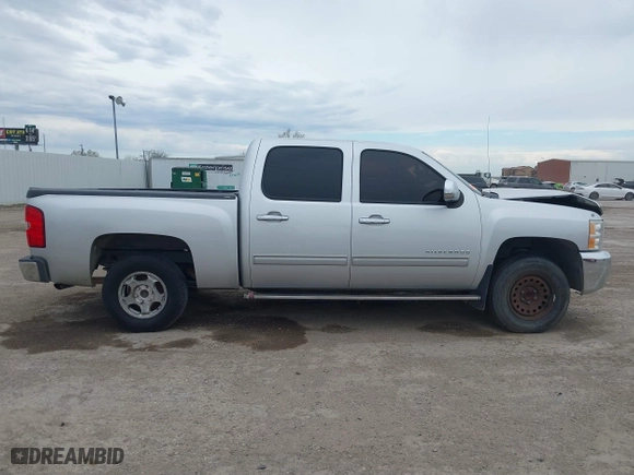 2012 Chevrolet Silverado 1500 LT with VIN 3GCPCSEA3CG263702, listed as a IAAI auction lot 41337363 with 192,759 mi miles. Bid and sale history available at carsss.com. Image 13.