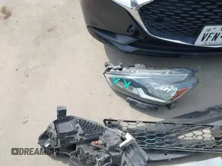 2017 Nissan Sentra S z VIN 3N1AB7AP0HY281191, wystawiony jako IAAI lot #42133599 z przebiegiem 74 441 mil mil oraz . Historia ofert i sprzedaży dostępna na DreamBid. Obrazek 12.
