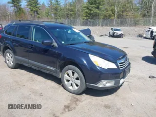 2012 Subaru Outback 2.5i Limited with VIN 4S4BRBKC9C3200794, listed as a IAAI auction lot 42107491 with 207,118 mi miles. Bid and sale history available at carsss.com. Image 1.