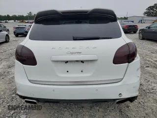 2014 Porsche Cayenne with VIN WP1AA2A21ELA95833, listed as a Copart auction lot 58572195 with 145,073 mi miles and Salvage title. Bid and sale history available at DreamBid. Image 6.