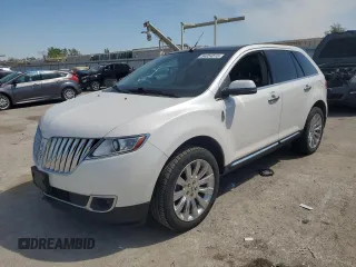 2013 Lincoln MKX z VIN 2LMDJ6JK4DBL10450, wystawiony jako Copart lot #54054515 z przebiegiem 200 189 mil mil oraz Szkoda całkowita • Salvage title. Historia ofert i sprzedaży dostępna na DreamBid. Obrazek 1.