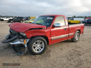 2000 Chevrolet Silverado 1500 with VIN 1GCEC14V9YZ362649, listed as a Copart auction lot 83061024 with 166,212 mi miles and Salvage Title. Bid and sale history available at carsss.com. Image 1.