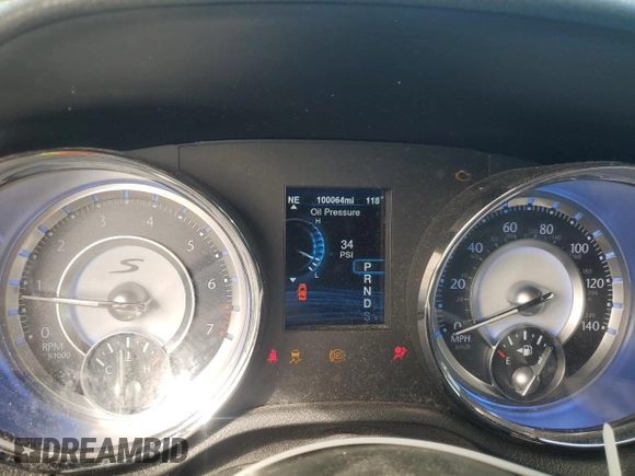 2014 Chrysler 300 S z VIN 2C3CCABGXEH373106, wystawiony jako Copart lot #56178895 z przebiegiem 100 064 mil mil oraz Szkoda całkowita • Salvage title. Historia ofert i sprzedaży dostępna na DreamBid. Obrazek 9.