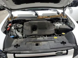 2023 Land Rover Defender SE with VIN SALEP7EU4P2166759, listed as a Copart auction lot 84407784 with 30,992 mi miles and Salvage title. Bid and sale history available at DreamBid. Image 13.