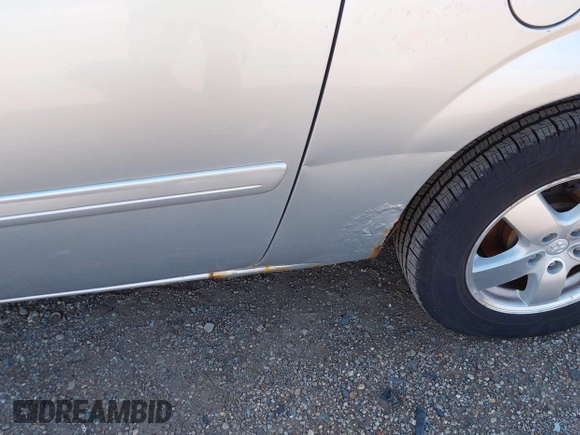 2005 Dodge Caravan SXT with VIN 2D8GP44L75R432427, listed as a IAAI auction lot 42049469 with 129,557 mi miles and . Bid and sale history available at DreamBid. Image 6.