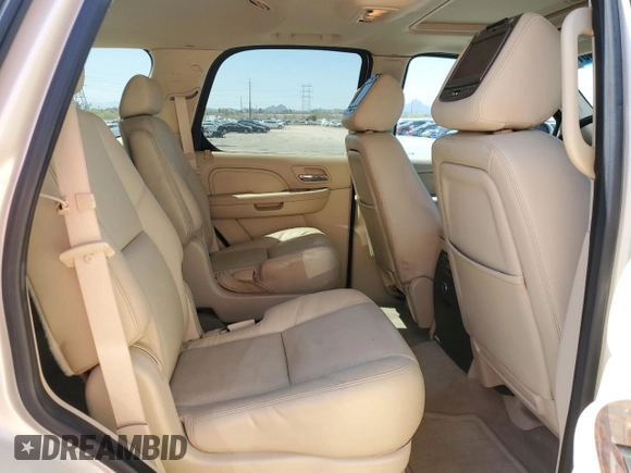 2008 Cadillac Escalade z VIN 1GYFK63808R199707, wystawiony jako Copart lot #52154015 z przebiegiem 189 864 mil mil oraz Szkoda całkowita • Salvage title. Historia ofert i sprzedaży dostępna na DreamBid. Obrazek 11.