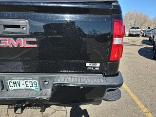 2018 GMC Sierra 1500 SLE z VIN 1GTV2MEC7JZ355593, wystawiony jako IAAI lot #42575783 z przebiegiem 172 588 mil mil oraz . Historia ofert i sprzedaży dostępna na DreamBid. Obrazek 24.