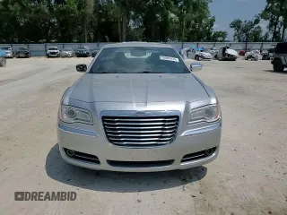 2012 Chrysler 300 Limited z VIN 2C3CCACG4CH249716, wystawiony jako Copart lot #55985435 z przebiegiem 93 756 mil mil oraz Szkody całkowita. Historia ofert i sprzedaży dostępna na DreamBid. Obrazek 14.