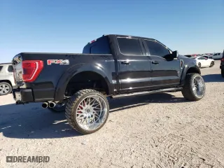 2022 Ford F-150 XL with VIN 1FTFW1E52NFA81140, listed as a Copart auction lot 46375235 with 17,170 mi miles and Salvage Title. Bid and sale history available at carsss.com. Image 3.