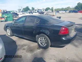 2007 Pontiac Grand Prix z VIN 2G2WP552671162313, wystawiony jako IAAI lot #42377703 z przebiegiem 185 905 mil mil oraz . Historia ofert i sprzedaży dostępna na DreamBid. Obrazek 3.