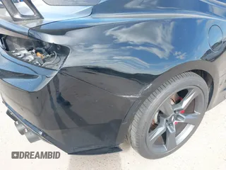 2017 Chevrolet Camaro 2SS z VIN 1G1FH1R76H0102061, wystawiony jako IAAI lot #41738738 z przebiegiem 86 099 mil mil oraz . Historia ofert i sprzedaży dostępna na DreamBid. Obrazek 19.