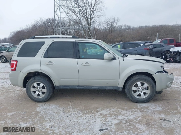 2009 Ford Escape Limited with VIN 1FMCU047X9KC30599, listed as a IAAI auction lot 41375656 with 122,185 mi miles. Bid and sale history available at carsss.com. Image 13.