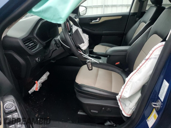 2022 Ford Escape Titanium с VIN 1FMCU9J95NUB64746, выставлен на аукционе Copart как лот 57643815 с пробегом 32 476 миль миль и Списание • Salvage title. История ставок и продаж доступна на DreamBid. Изображение 7.