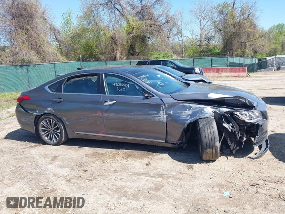 2015 Hyundai Genesis 3.8L with VIN KMHGN4JE5FU095721, listed as a IAAI auction lot 42055501 with 89,517 mi miles. Bid and sale history available at carsss.com. Image 13.