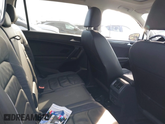 2018 Volkswagen Tiguan SEL Premium with VIN 3VV5B7AX5JM176434, listed as a IAAI auction lot 41684514 with 47,988 mi miles and . Bid and sale history available at DreamBid. Image 8.