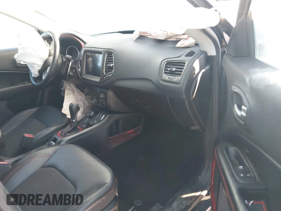 2018 Jeep Compass Trailhawk with VIN 3C4NJDDB4JT501774, listed as a IAAI auction lot 41537713 with 50,834 mi miles and . Bid and sale history available at carsss.com. Image 5.