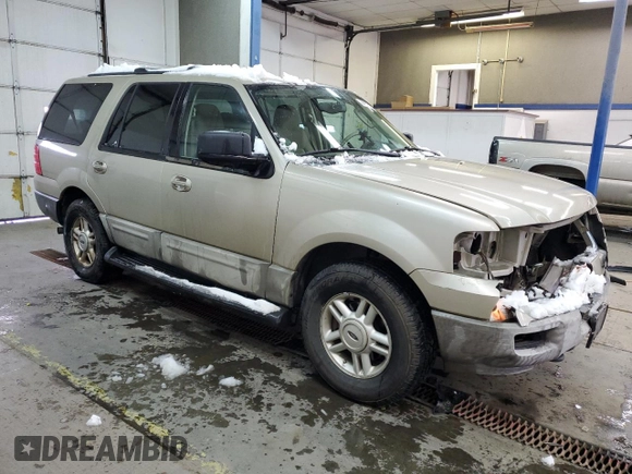 2004 Ford Expedition Special Service with VIN 1FMFU16L94LA26618, listed as a Copart auction lot 44273135 with 140,546 mi miles and Salvage Title. Bid and sale history available at carsss.com. Image 4.