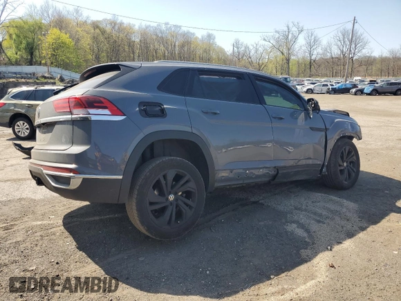 2021 Volkswagen Atlas SEL Premium with VIN 1V2TE2CA8MC205129, listed as a Copart auction lot 53693985 with Not provided miles and Salvage title. Bid and sale history available at DreamBid. Image 3.