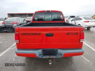 2000 Dodge Dakota Sport with VIN 1B7GG2ANXYS621732, listed as a IAAI auction lot 41930673 with 145,653 mi miles and . Bid and sale history available at carsss.com. Image 16.