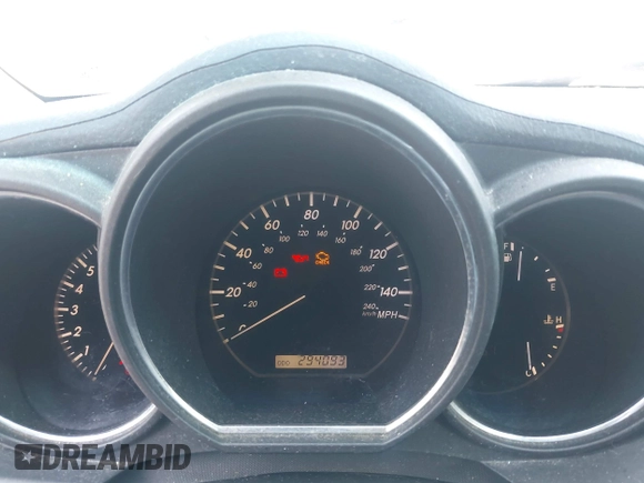 2005 Lexus RX 330 z VIN 2T2HA31U05C051638, wystawiony jako IAAI lot #42344780 z przebiegiem 294 093 mil mil oraz . Historia ofert i sprzedaży dostępna na DreamBid. Obrazek 7.
