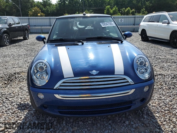 2008 MINI Convertible with VIN WMWRF33518TF68279, listed as a Copart auction lot 59547065 with 86,200 mi miles and Salvage title. Bid and sale history available at DreamBid. Image 5.
