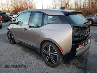 2015 BMW i3 with VIN WBY1Z4C55FV279545, listed as a Copart auction lot 70060362 with 0 mi miles. Bid and sale history available at carsss.com. Image 2.