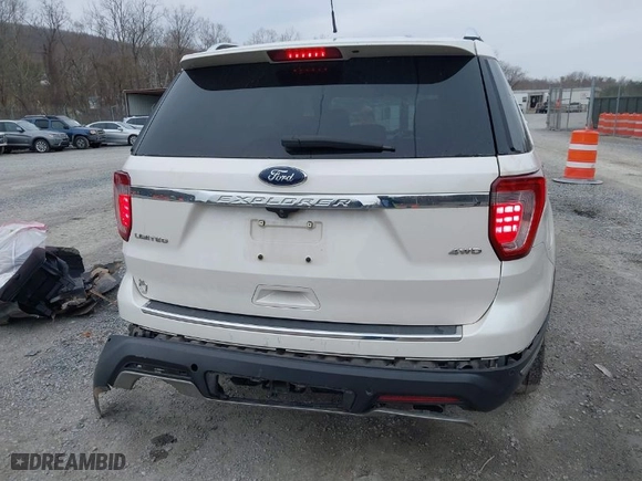 2019 Ford Explorer Limited with VIN 1FM5K8F87KGB26325, listed as a IAAI auction lot 41747187 with 138,964 mi miles. Bid and sale history available at carsss.com. Image 16.